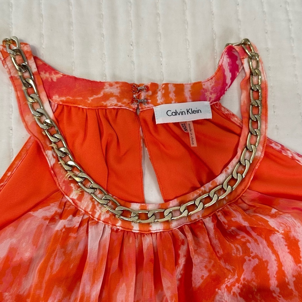 Calvin Klein Halter Orange Print Shift Dress with Gold Chain Trim Around Neck - Picture 7 of 9